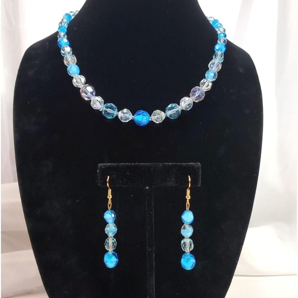 Vintage Lisner Blue and white Glass Bead Necklace & Earrings Set Aurora Borealis
